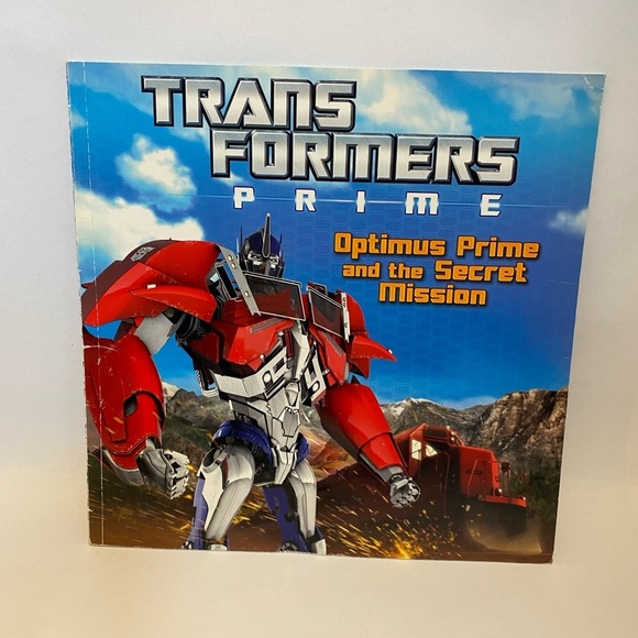 3 x Transformers Softcover Books - Picture 5 of 10